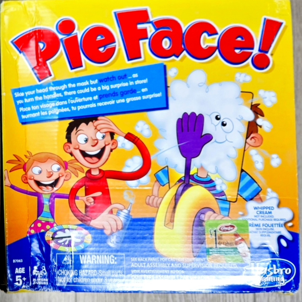 3/55$ NWT - (Sealed) Hasbro Pie Face Game